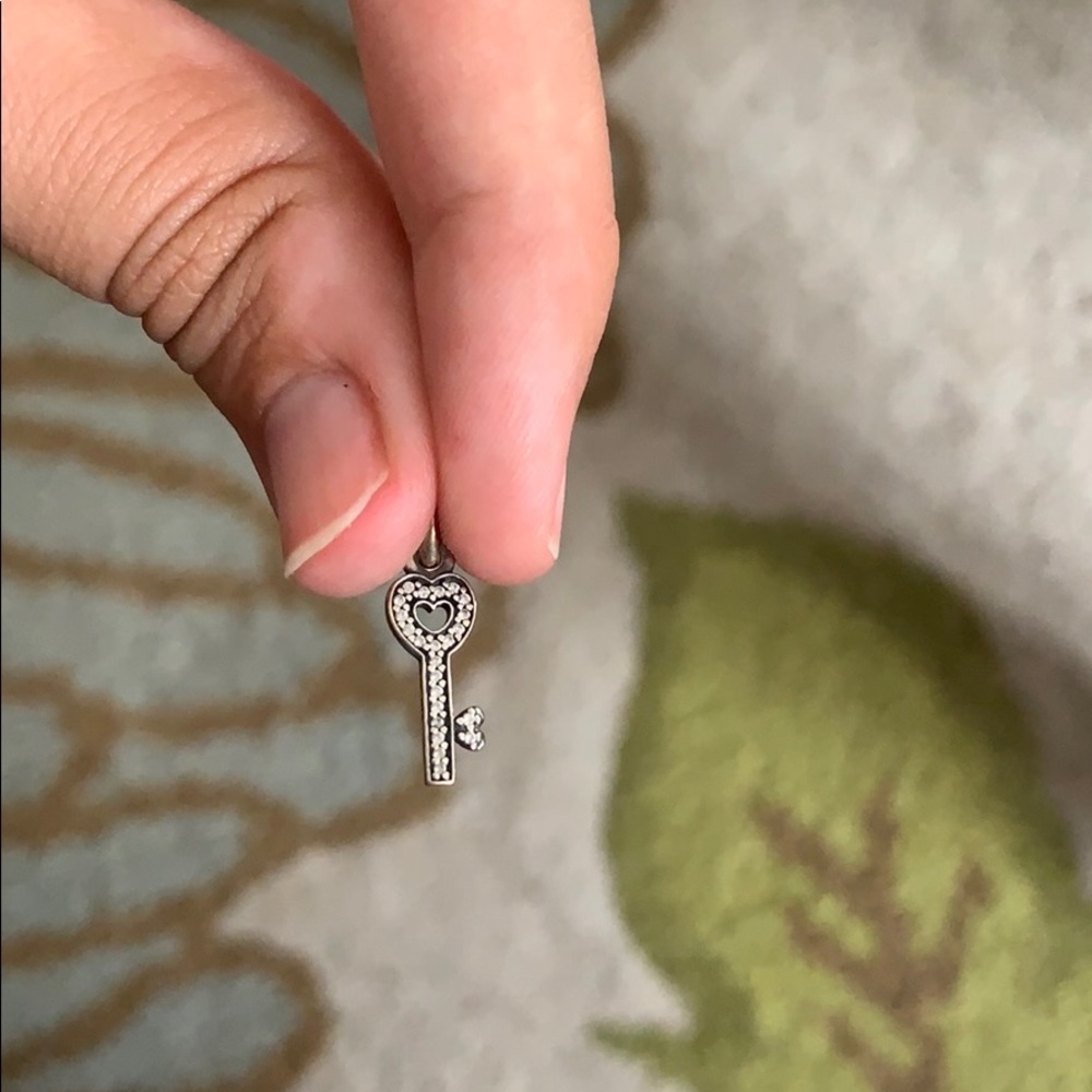 Heart key dangle pandora charm